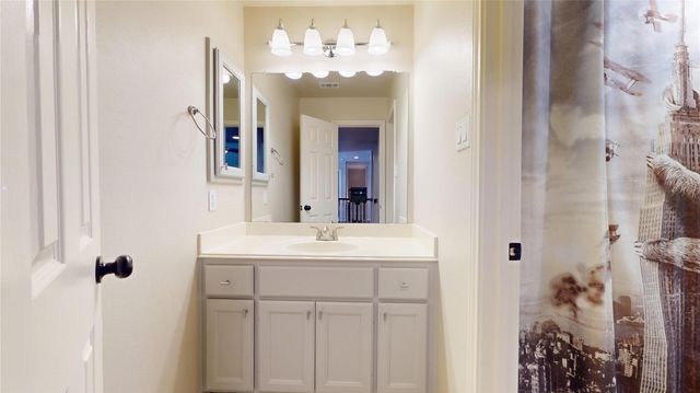 1323 Hillside Forest Drive, Sugar Land, TX 77479