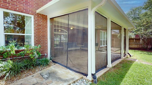 1323 Hillside Forest Drive, Sugar Land, TX 77479