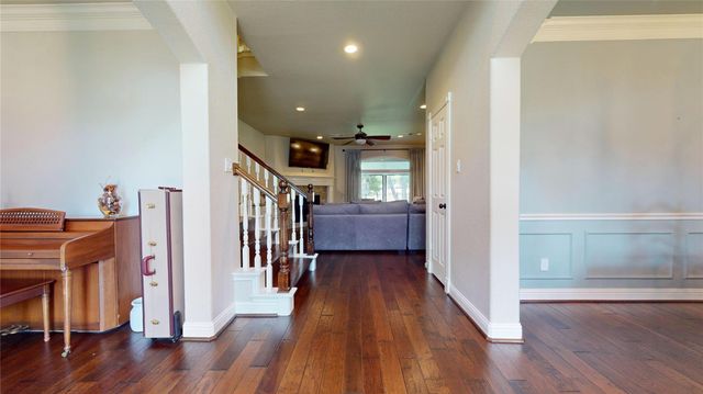 1323 Hillside Forest Drive, Sugar Land, TX 77479