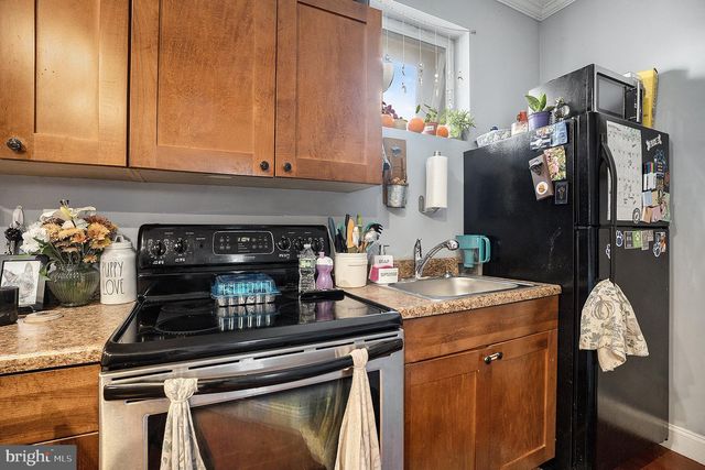 146 VASSAR ST, Philadelphia, PA 19128