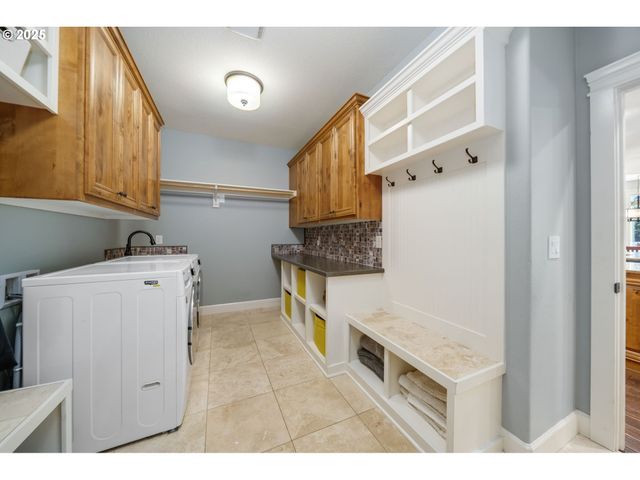 12502 Nw 49TH Ave, Vancouver, WA 98685