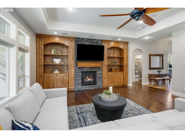 12502 Nw 49TH Ave, Vancouver, WA 98685