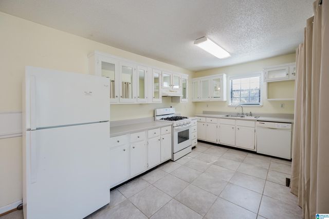 2229 FARLEY ROAD, Hoover, AL 35226