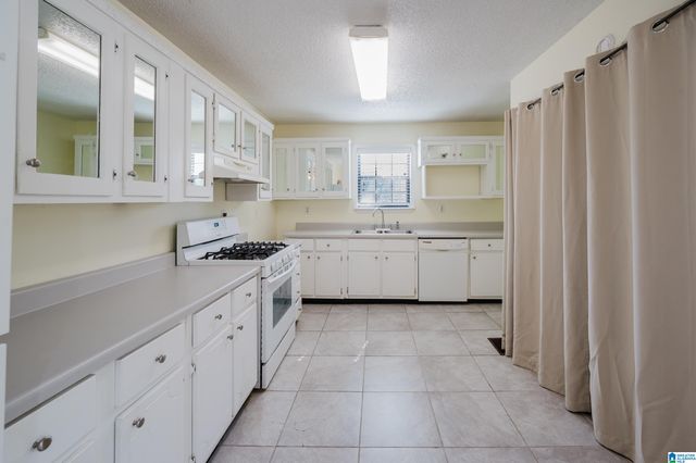 2229 FARLEY ROAD, Hoover, AL 35226