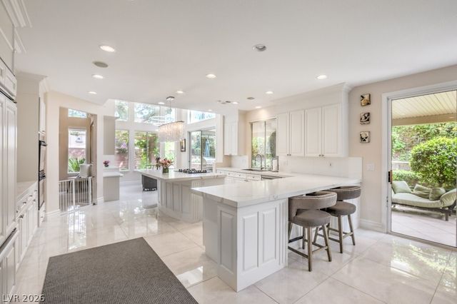 10201 Owls Peak Court, Las Vegas, NV 89144