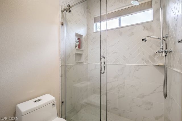 10201 Owls Peak Court, Las Vegas, NV 89144