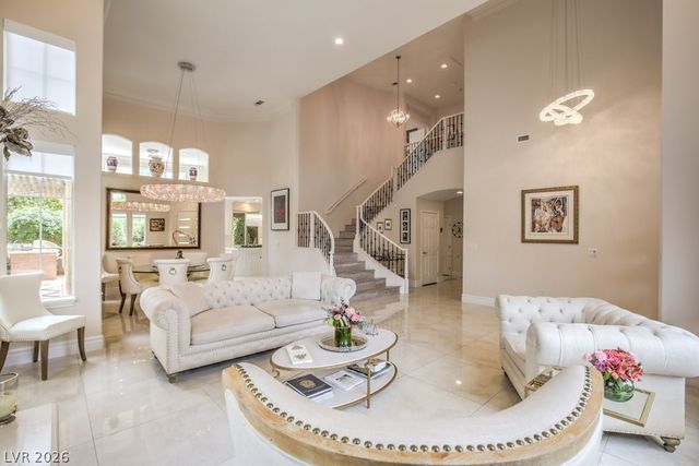 10201 Owls Peak Court, Las Vegas, NV 89144