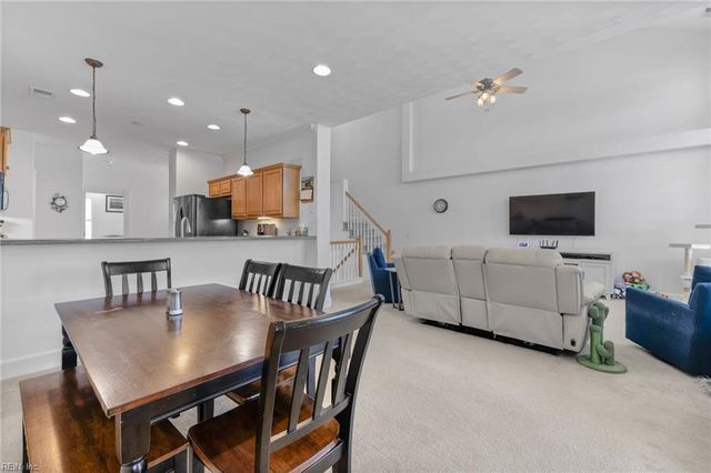 1059 Bay Breeze DR, Suffolk, VA 23435