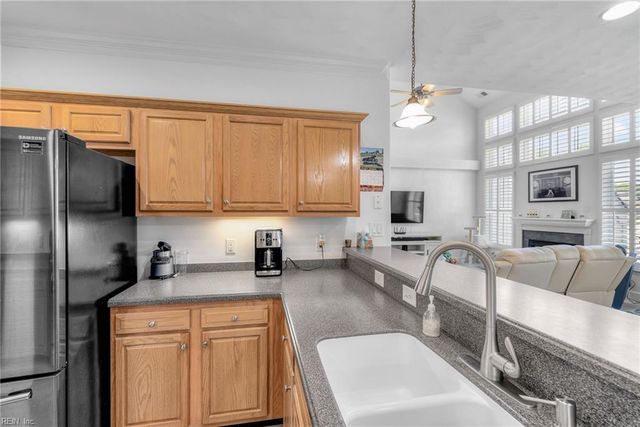 1059 Bay Breeze DR, Suffolk, VA 23435