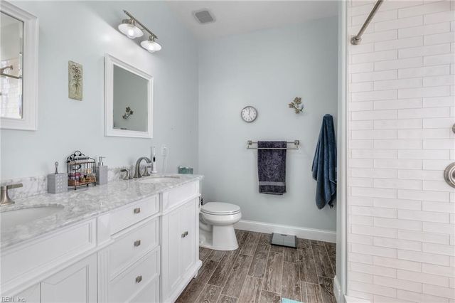 1059 Bay Breeze DR, Suffolk, VA 23435