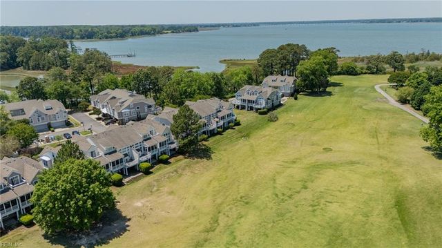1059 Bay Breeze DR, Suffolk, VA 23435