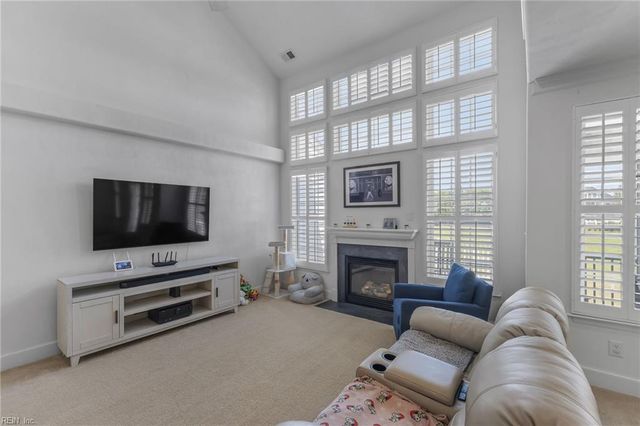 1059 Bay Breeze DR, Suffolk, VA 23435