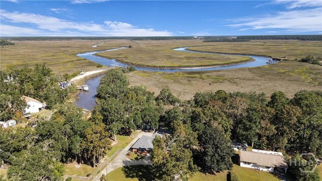 1613 Lake Drive, Midway, GA 31320