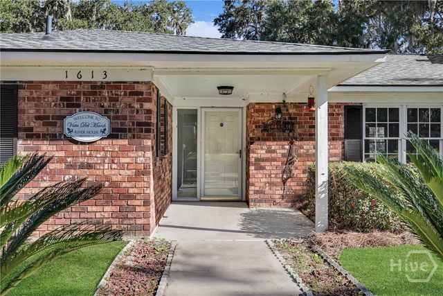 1613 Lake Drive, Midway, GA 31320