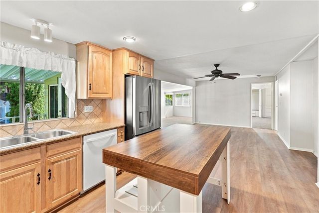 24001 Muirlands Boulevard 440, Lake Forest, CA 92630