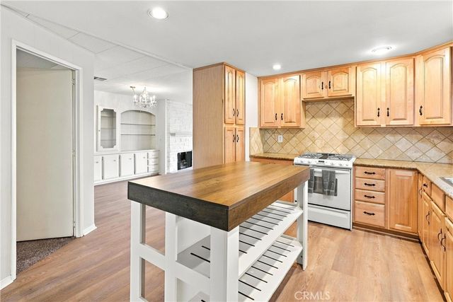 24001 Muirlands Boulevard 440, Lake Forest, CA 92630