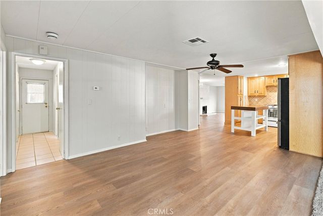24001 Muirlands Boulevard 440, Lake Forest, CA 92630
