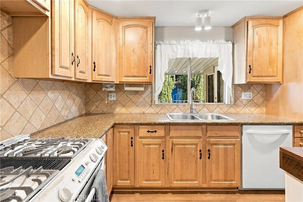 24001 Muirlands Boulevard 440, Lake Forest, CA 92630 — photo 3
