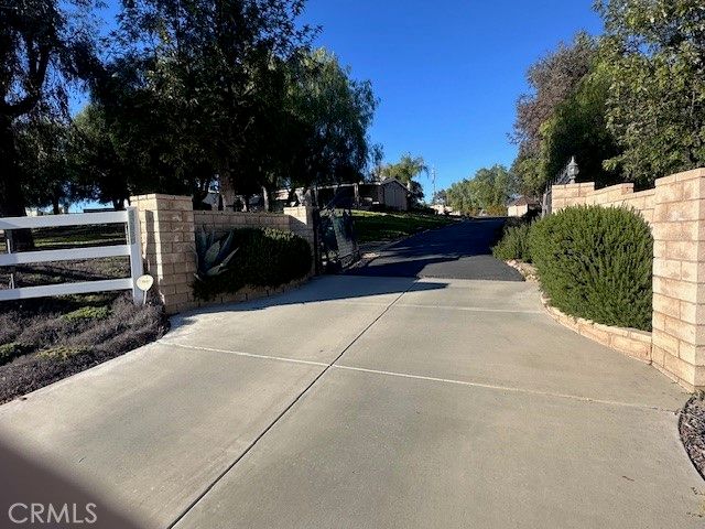 32830 Shrimp, Winchester, CA 92596