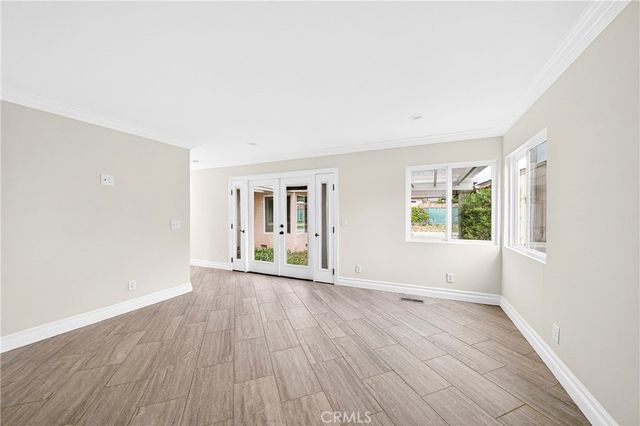 910 W Valencia Mesa, Fullerton, CA 92835