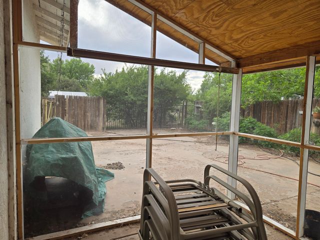 13 Whitehouse Road, Los Lunas, NM 87031