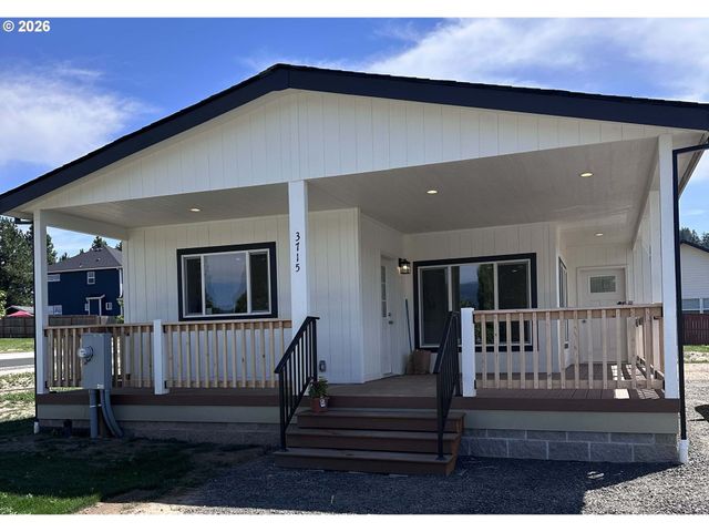 3715 JONES Dr, Hood River, OR 97031