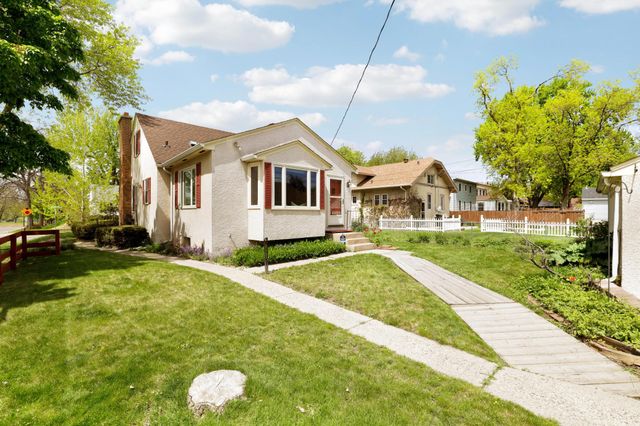 4200 Beard Avenue N, Robbinsdale, MN 55422