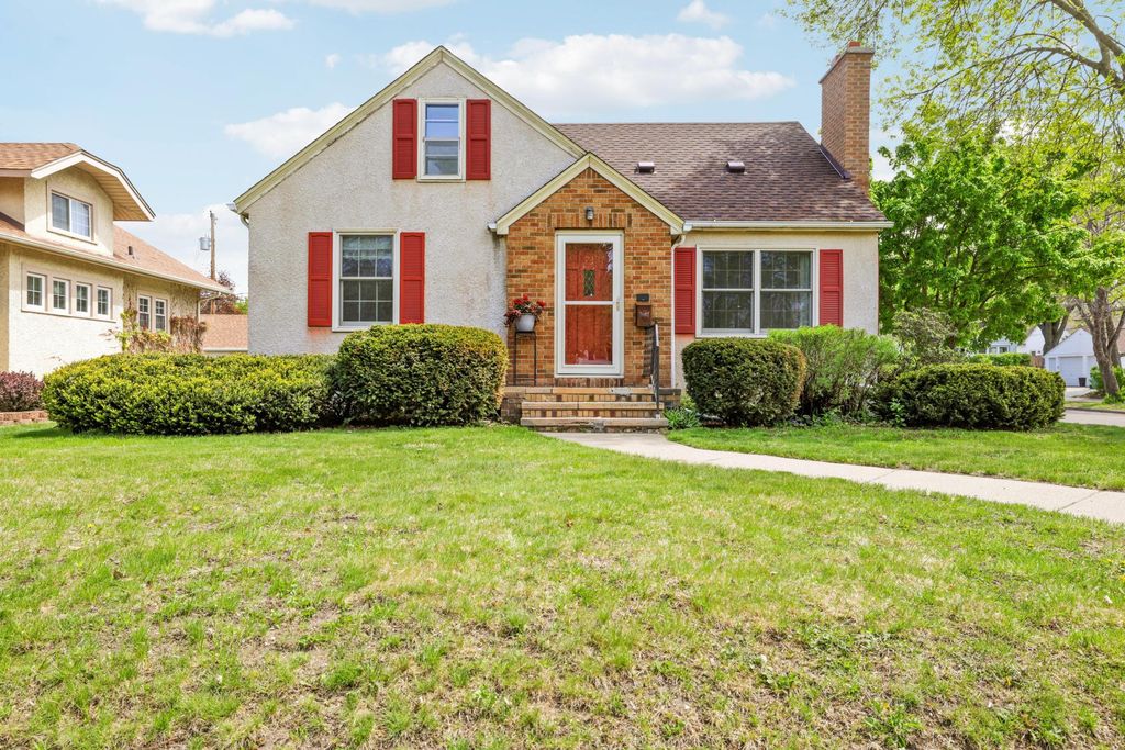 4200 Beard Avenue N, Robbinsdale, MN 55422