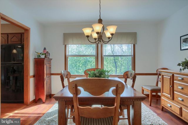 810 ACRI RD, Mechanicsburg, PA 17050