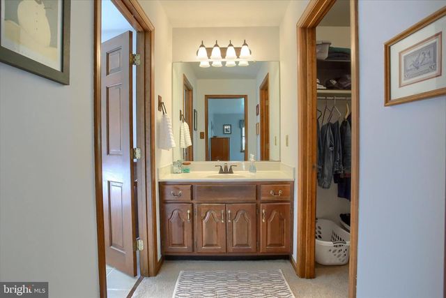 810 ACRI RD, Mechanicsburg, PA 17050