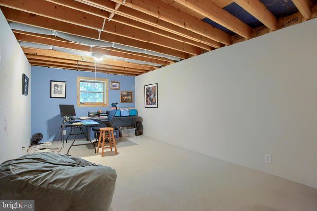 810 ACRI RD, Mechanicsburg, PA 17050