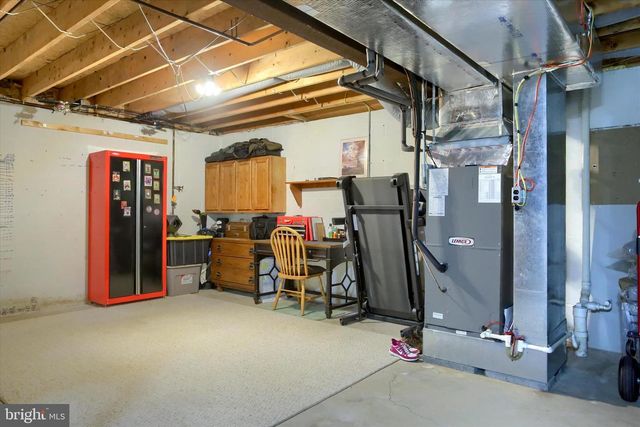 810 ACRI RD, Mechanicsburg, PA 17050