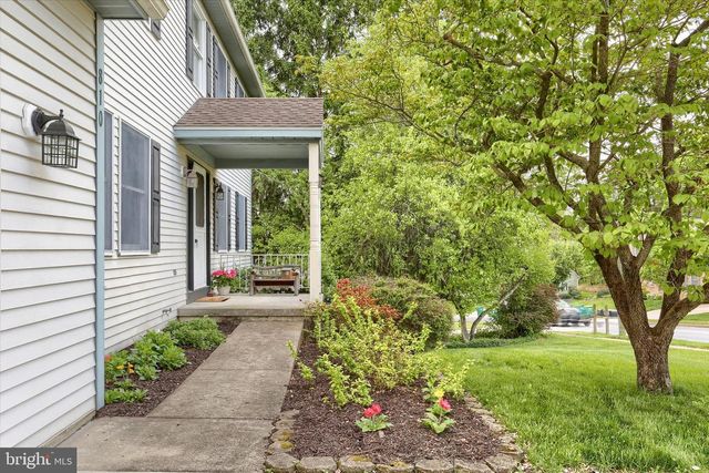 810 ACRI RD, Mechanicsburg, PA 17050