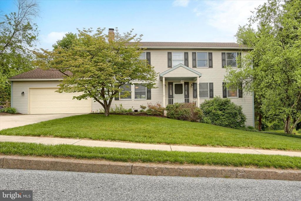 810 ACRI RD, Mechanicsburg, PA 17050
