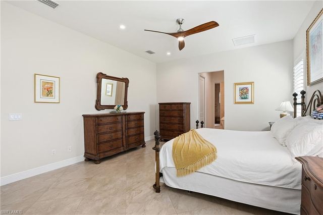 3707 5th AVE SW, Naples, FL 34117