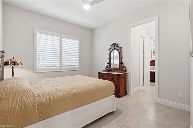 3707 5th AVE SW, Naples, FL 34117