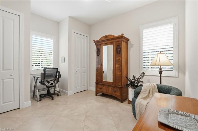 3707 5th AVE SW, Naples, FL 34117