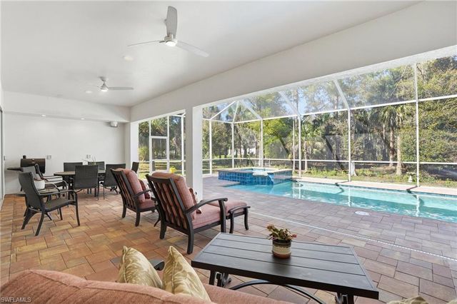 3707 5th AVE SW, Naples, FL 34117