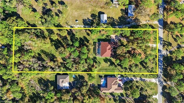3707 5th AVE SW, Naples, FL 34117