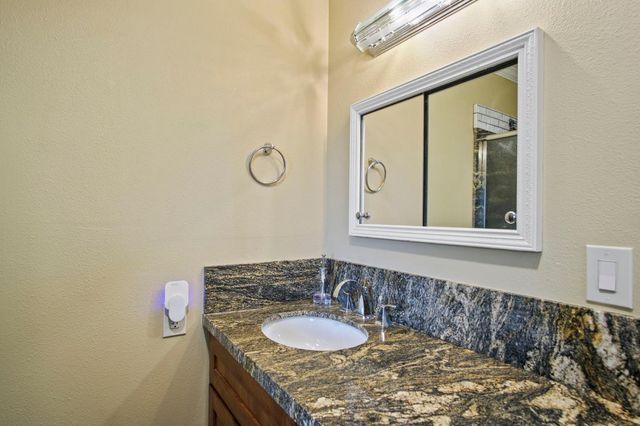 1605 Goldenwood Dr, Modesto, CA 95350