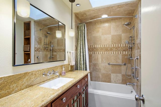 1605 Goldenwood Dr, Modesto, CA 95350