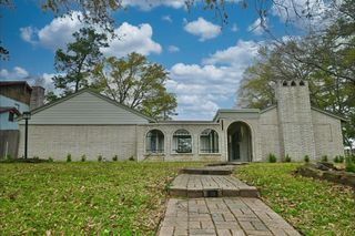 202 Pine Branch Drive, Spring, TX 77388
