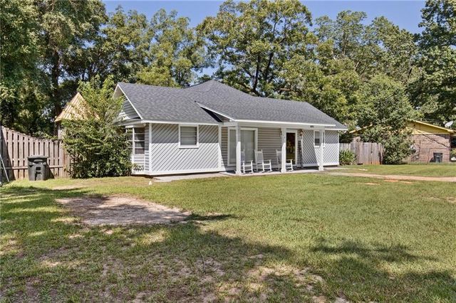 4815 Sharpless Drive E, Eight Mile, AL 36613