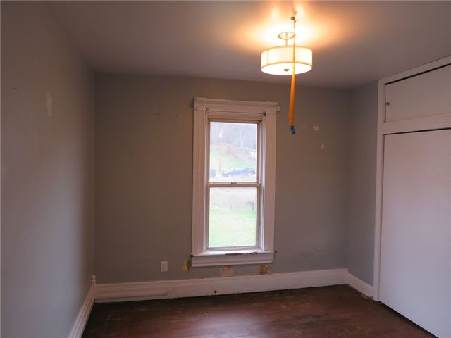 447 Middle St, W Brownsville, PA 15417