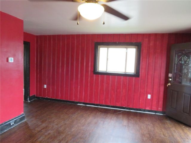 447 Middle St, W Brownsville, PA 15417