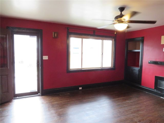 447 Middle St, W Brownsville, PA 15417