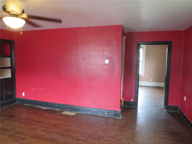 447 Middle St, W Brownsville, PA 15417