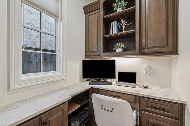 3810 Drake Street, Houston, TX 77005