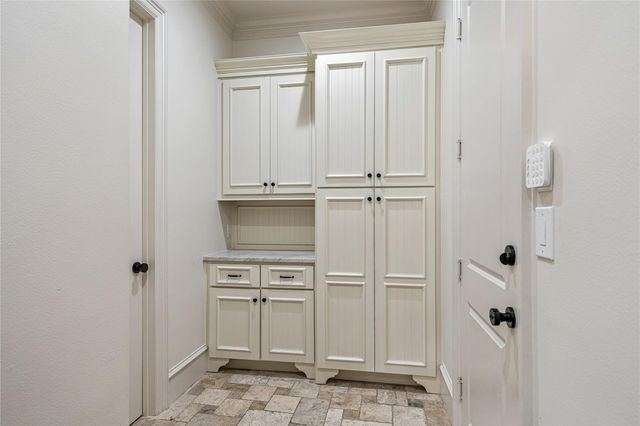 3810 Drake Street, Houston, TX 77005