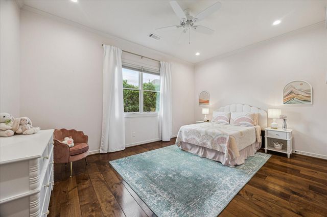 3810 Drake Street, Houston, TX 77005